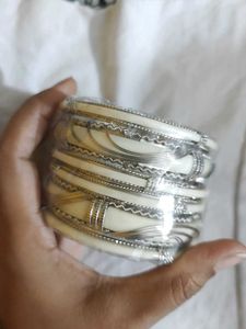 2 Set of 4 Floral Enamel Bangles