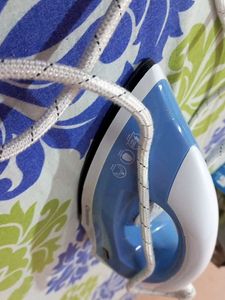 Crompton Brio Dry Iron - New in Box!
