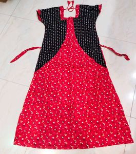 Comfortable Red & Black Floral Nightgown