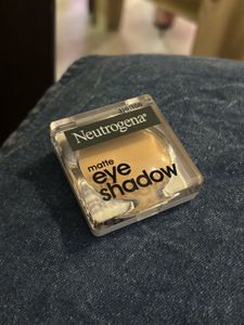 Neutrogena Matte Eye Shadow