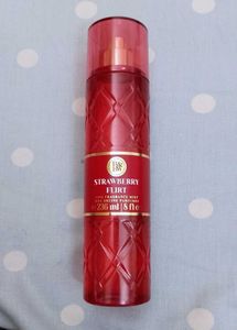 strawberry flirt bath and body works mist