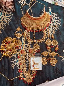 Elegant Bridal Jewelry Set
