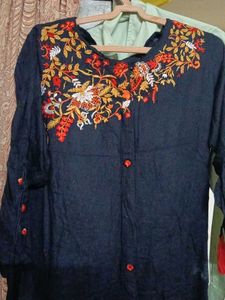black Embroidered Kurta