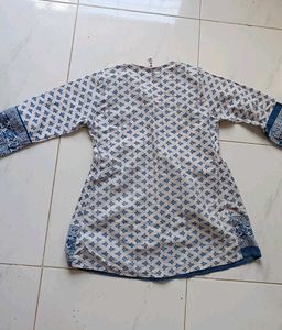 Blue &amp; White Printed Kurta