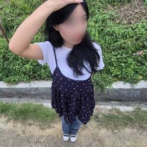 cute polka dots top