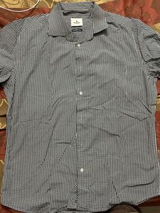 Men's Gingham Button-Down Shirt