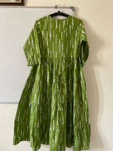 🏷️Green Tiered Embroidered Kurta