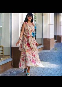 Floral Print Tiered Maxi Dress