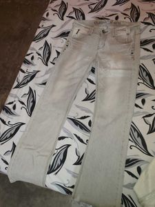 Light Wash Denim Jeans