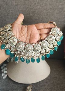 Stunning Teal Kundan Necklace &amp; Earrings Set