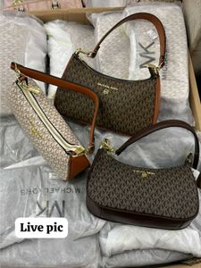 MICHAEL KORS  SHOULDER &amp; SIDE SLING BAG