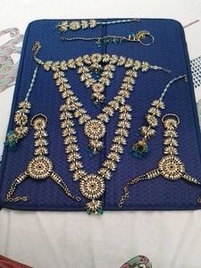 Exquisite Bridal Jewelry Set
