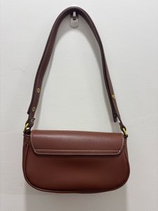 Mango Bag with adjustable straps