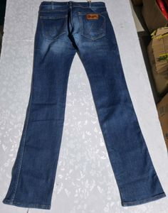 Trendy Men's Wrangler Jeans