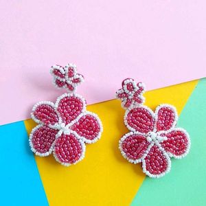 Beaded Flower Drop Earrings🌸