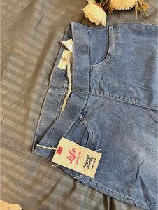 Brand new Jeggings from Lifestyle bran