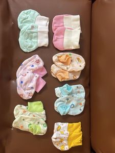 Cute Baby Mittens, Booties & Caps  bundle