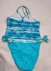 Very Beautiful N Comfortable Beach Top With Brief