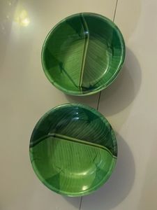 2 small bowls