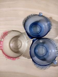 3 glass bowls