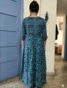 Beautiful Blue &amp; Green Print Kurta