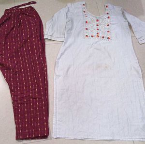 Elegant Kurta Set with Embellished Neckline