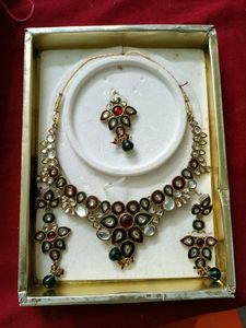 Necklace Set