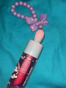 chalanyalip gloss glittery with charm