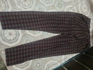 Burgundy Plaid Casual jegging in 34 waist