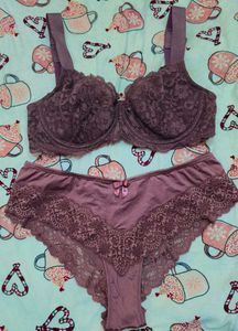 very sexy and beautiful lingerie set 👍