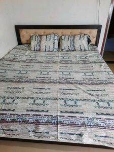 Stylish Bed Sheet Set of Bombay Dyeing