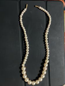 pearl necklace