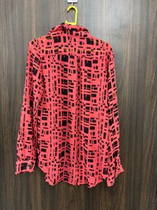 Women's Pink &amp; Black Geometric Print Shirt