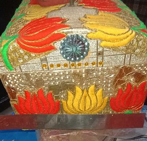 Jwellery Treasurer with Lotus Design
