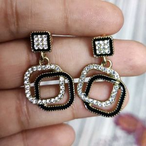 Square drop earrings