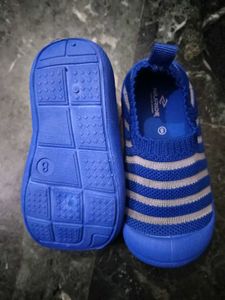 Cute Blue Striped Baby Shoes In Size 8