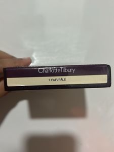 Charlotte Tilbury Airbrush Flawless Finish Powder