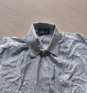 Patterned Button-Down Shirt