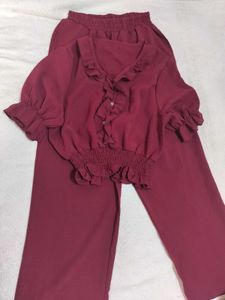 Cute Maroon Ruffle Co-ord Set ♥️🍒