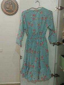 Floral Print A-Line Midi Dress.  size XL