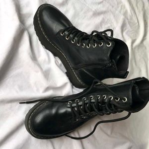 H&amp;M unisex chunky boots