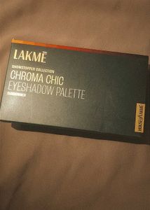 Lakme Chroma Chic Eyeshadow Palette