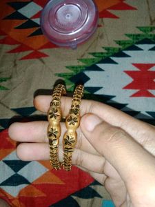 Elegant Gold Textured Bangles Pair