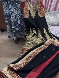 Elegant Black &amp; Maroon Kurta Set