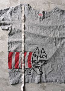 UNQLO Gray Cat Graphic T-Shirt