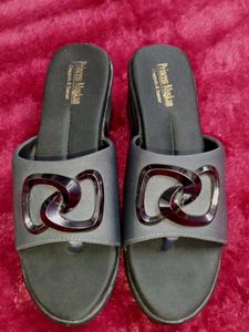 Princess Muskan Stylish Black Slip-On Sandals ₹399