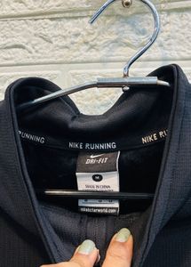 🇦🇺 Nike imported Running Half-Zip Pullover