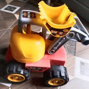 Diamond JCB Toy Digger Truck