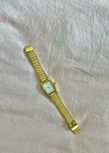 Classic Gold Tone Quartz Watch