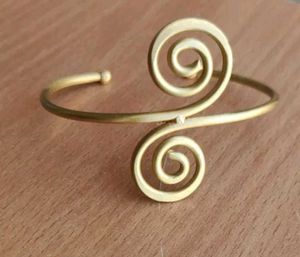 Handmade Style Spiral Bracelet | Minimal Chic